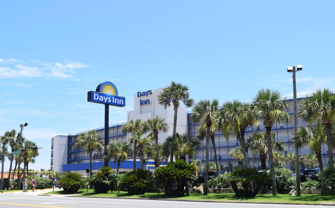 Days Inn By Wyndham Panama City Beach/Ocean Front Екстериор снимка