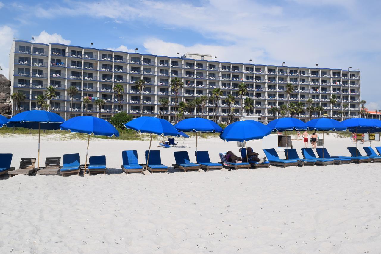 Days Inn By Wyndham Panama City Beach/Ocean Front Екстериор снимка
