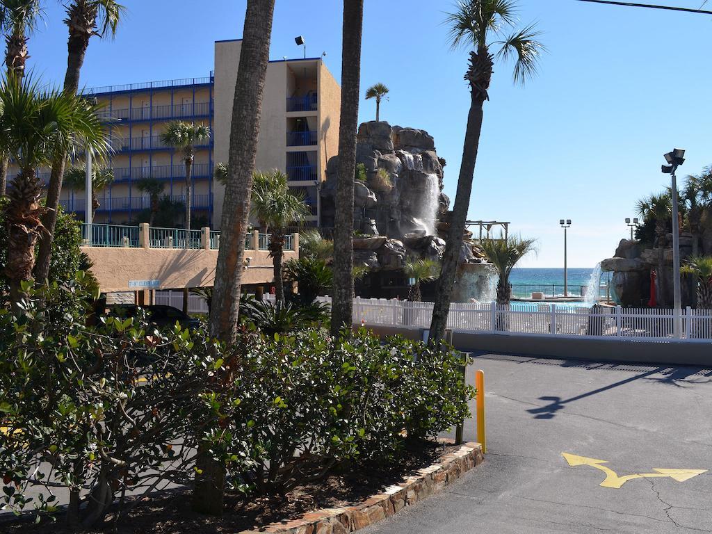 Days Inn By Wyndham Panama City Beach/Ocean Front Екстериор снимка