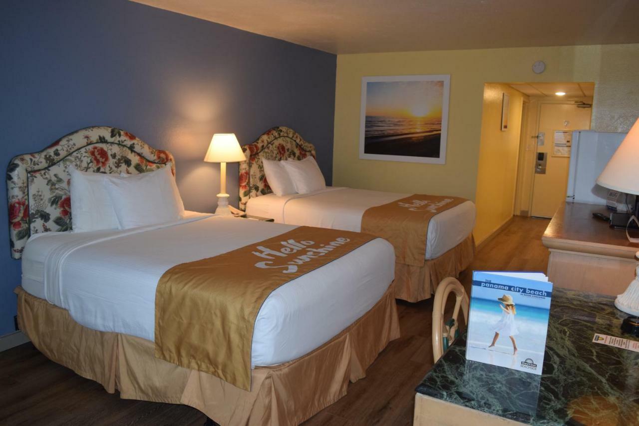 Days Inn By Wyndham Panama City Beach/Ocean Front Екстериор снимка